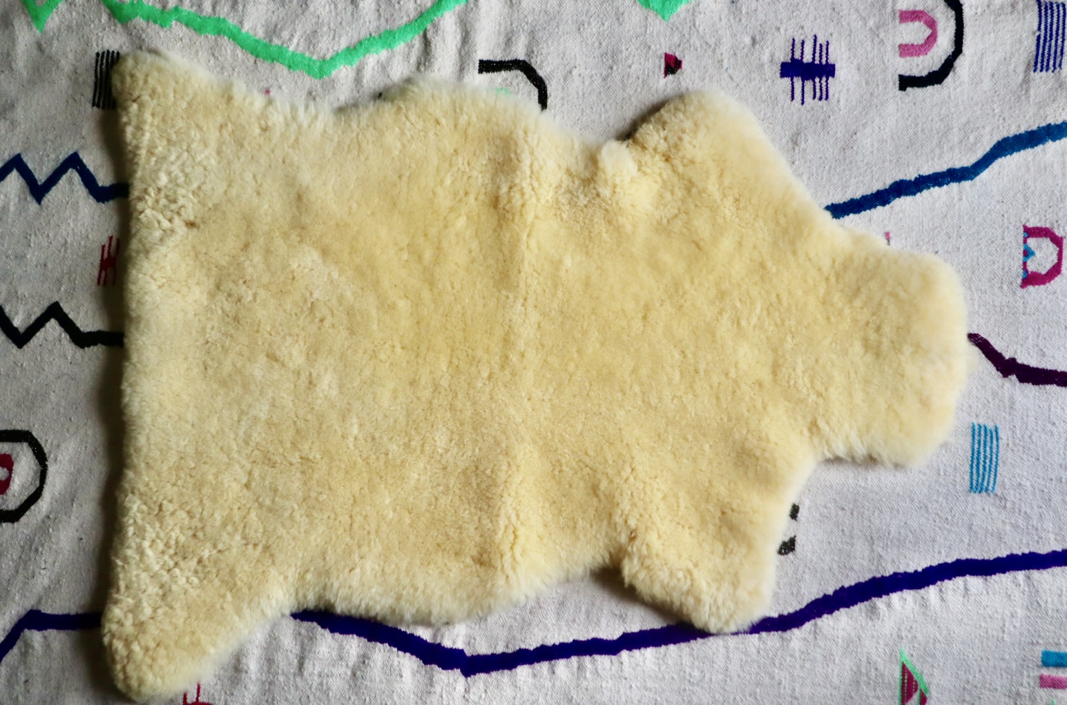 Medical Sheepskin - Image 4
